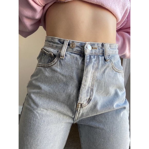 PrettyLittleThing light wash straight jeans, super high rise, size 4 - Picture 13 of 15